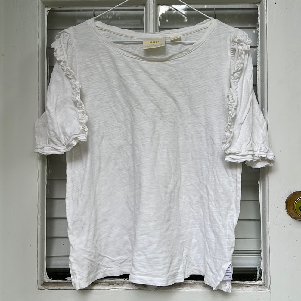 🔵 3/$10 Maeve by Anthro white T with ruffle detail